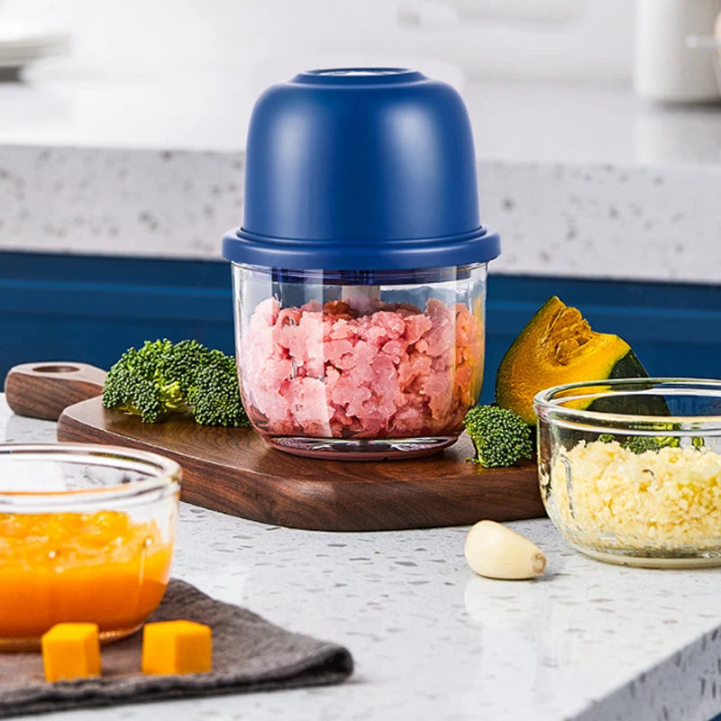 Hachoir électrique compact ORIVAS avec légumes hachés